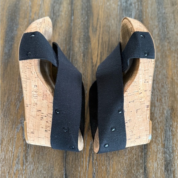 Lucky Brand Women’s Black Wedge Sandals Size 9.5 - Picture 8 of 10